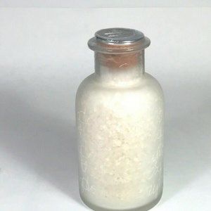 crabtree evelyn bath salts distillations 32oz